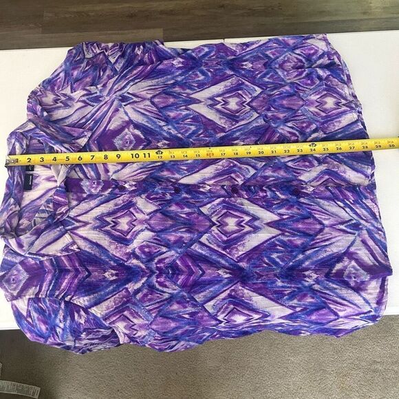 Basic Editions Purple Button Front Women’s 2X Geometric Print Lightweight Top - Picture 10 of 11